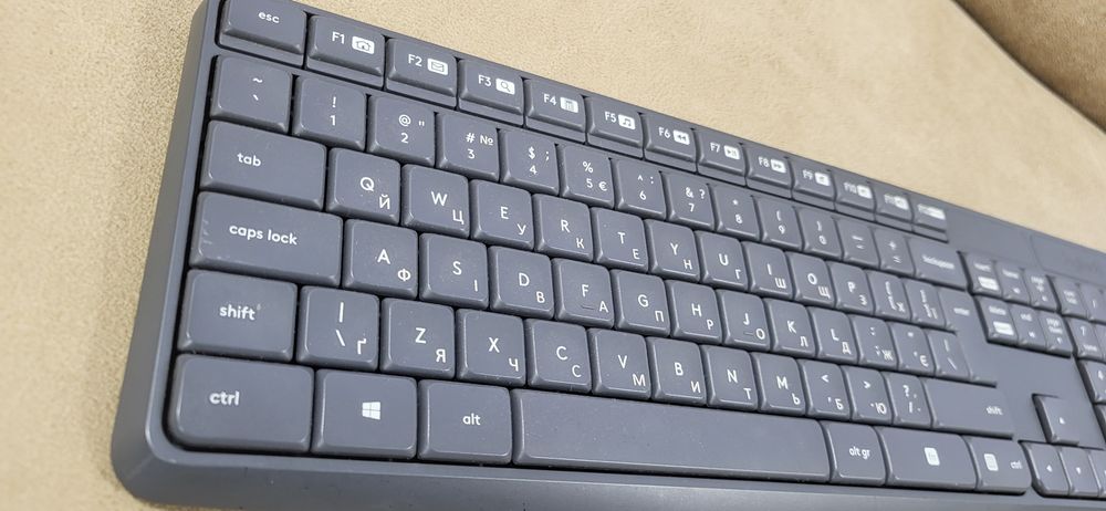 Клавіатура+мишка logitech k235