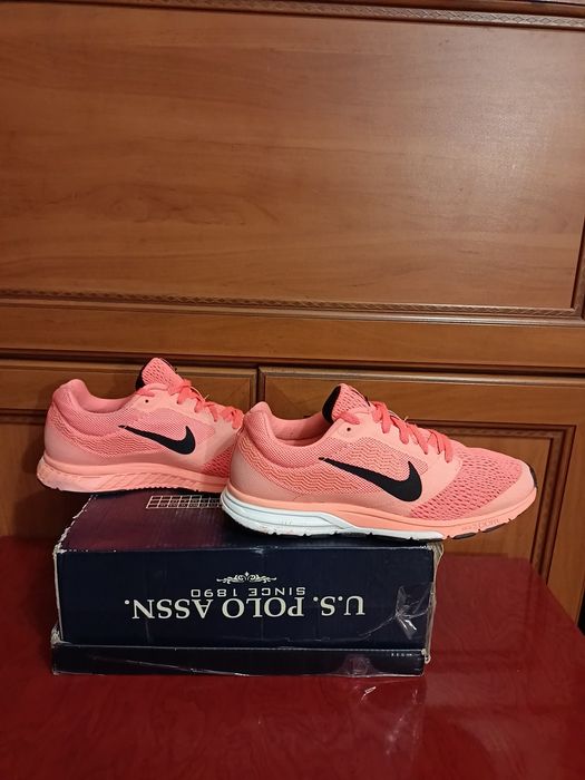 Взуття, кросівки Nike