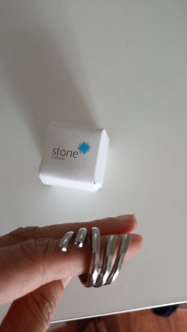 Anel Stone by Stone