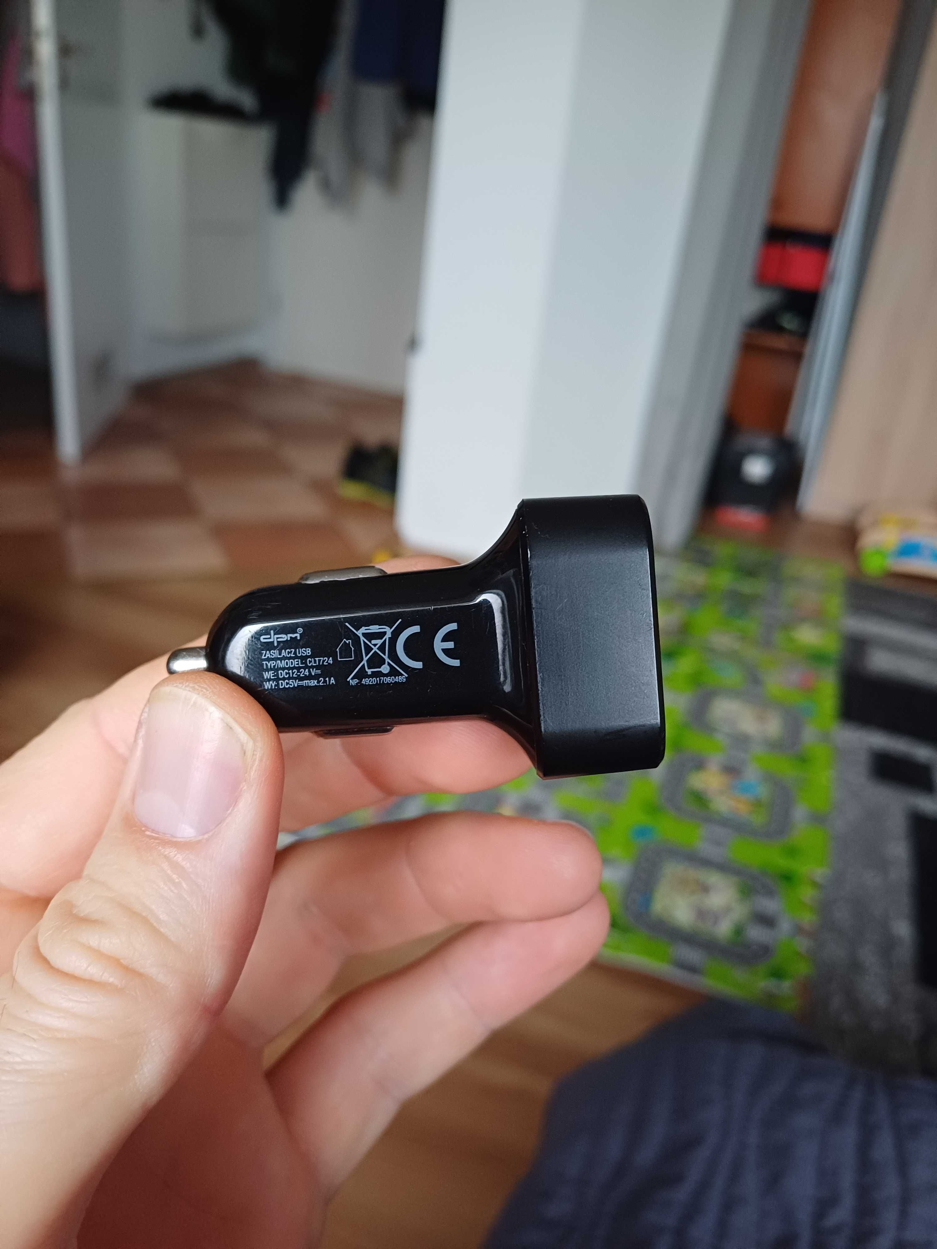 Ładowarka samochodowa 3x USB 2,1 A