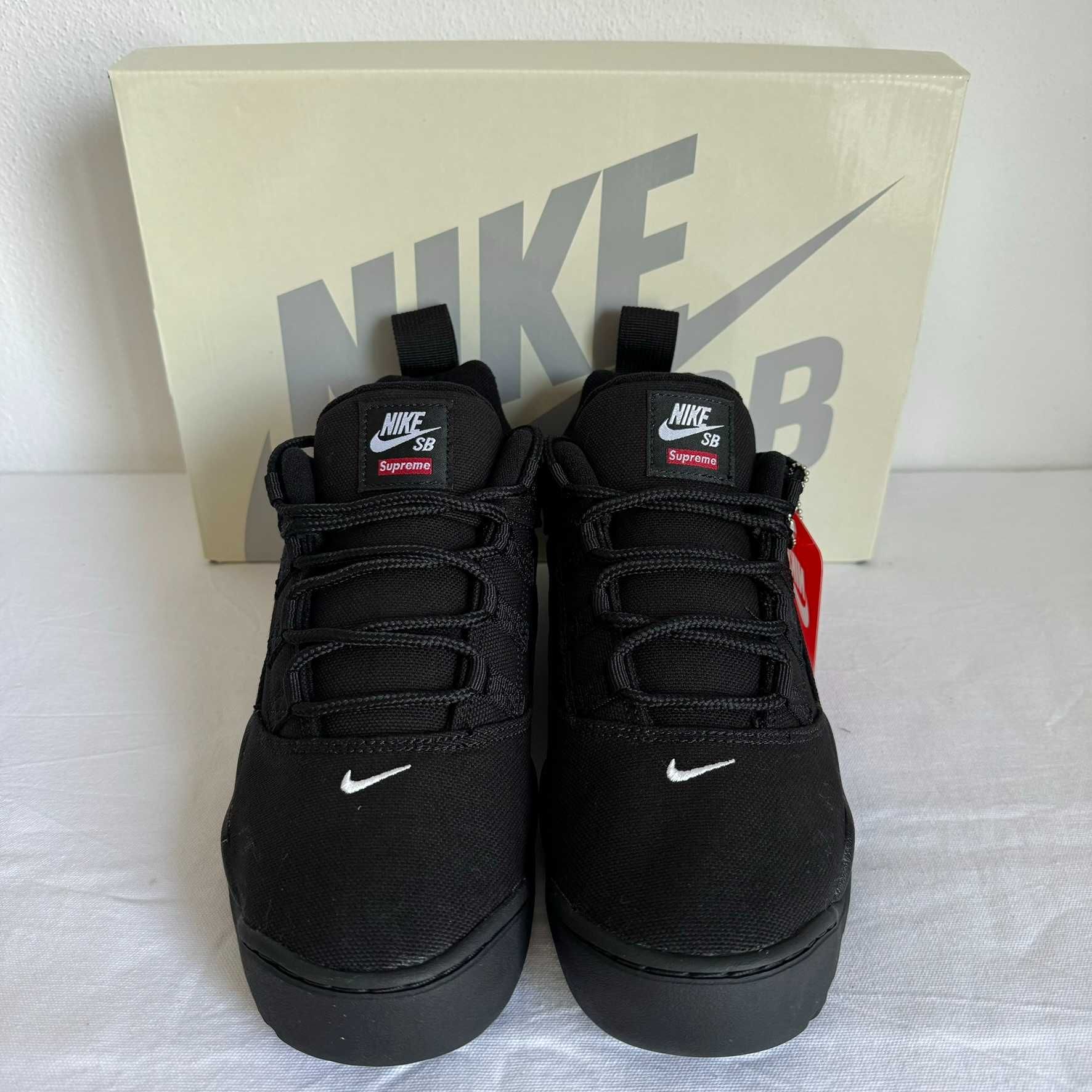 Nike SB Darwin Low x Supreme "Black" - Tamanho 42