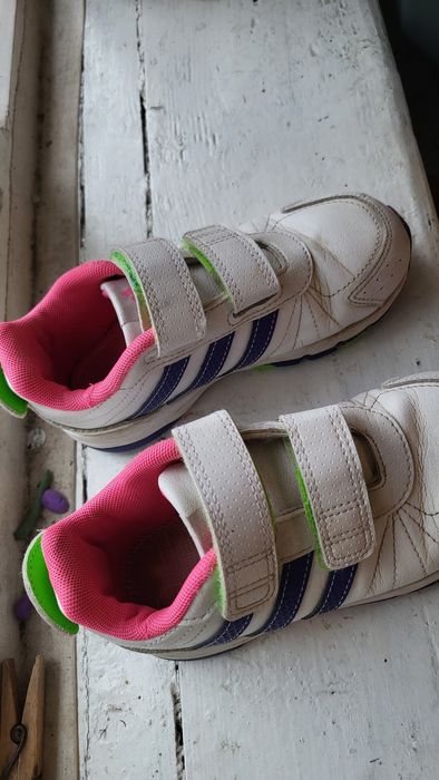 Дитячі кросівки adidas