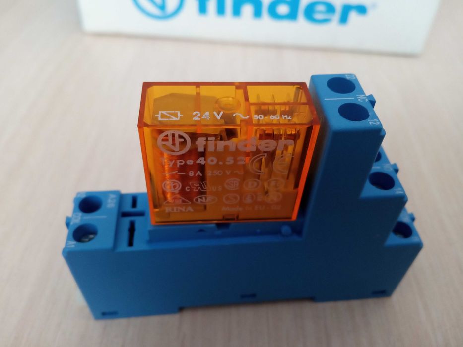 Реле 24 В, АС, 40.52.8.024.0000 Finder с розетками 95.05.SPA - 9шт.