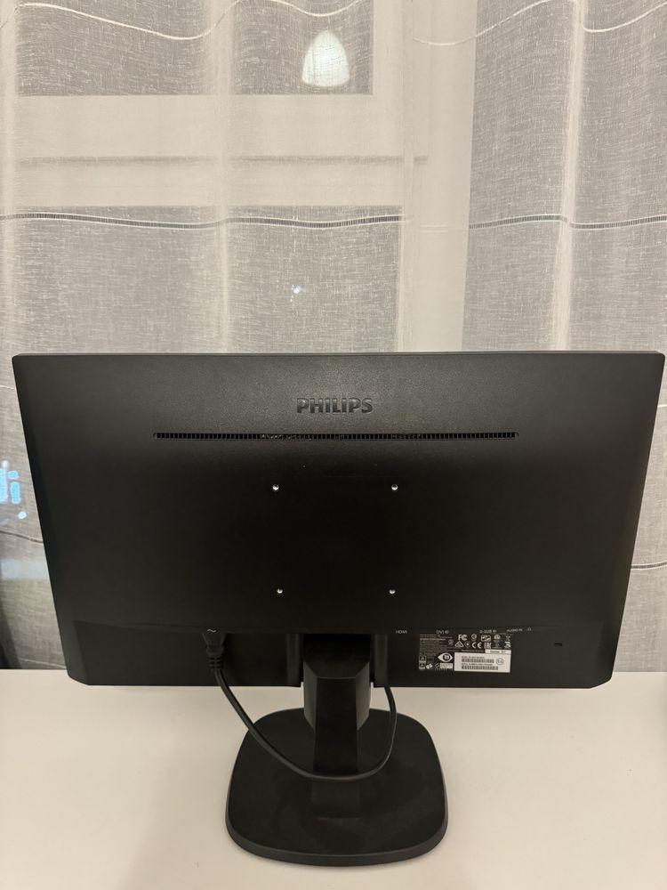 Monitor Philips 243v7qdab with audio