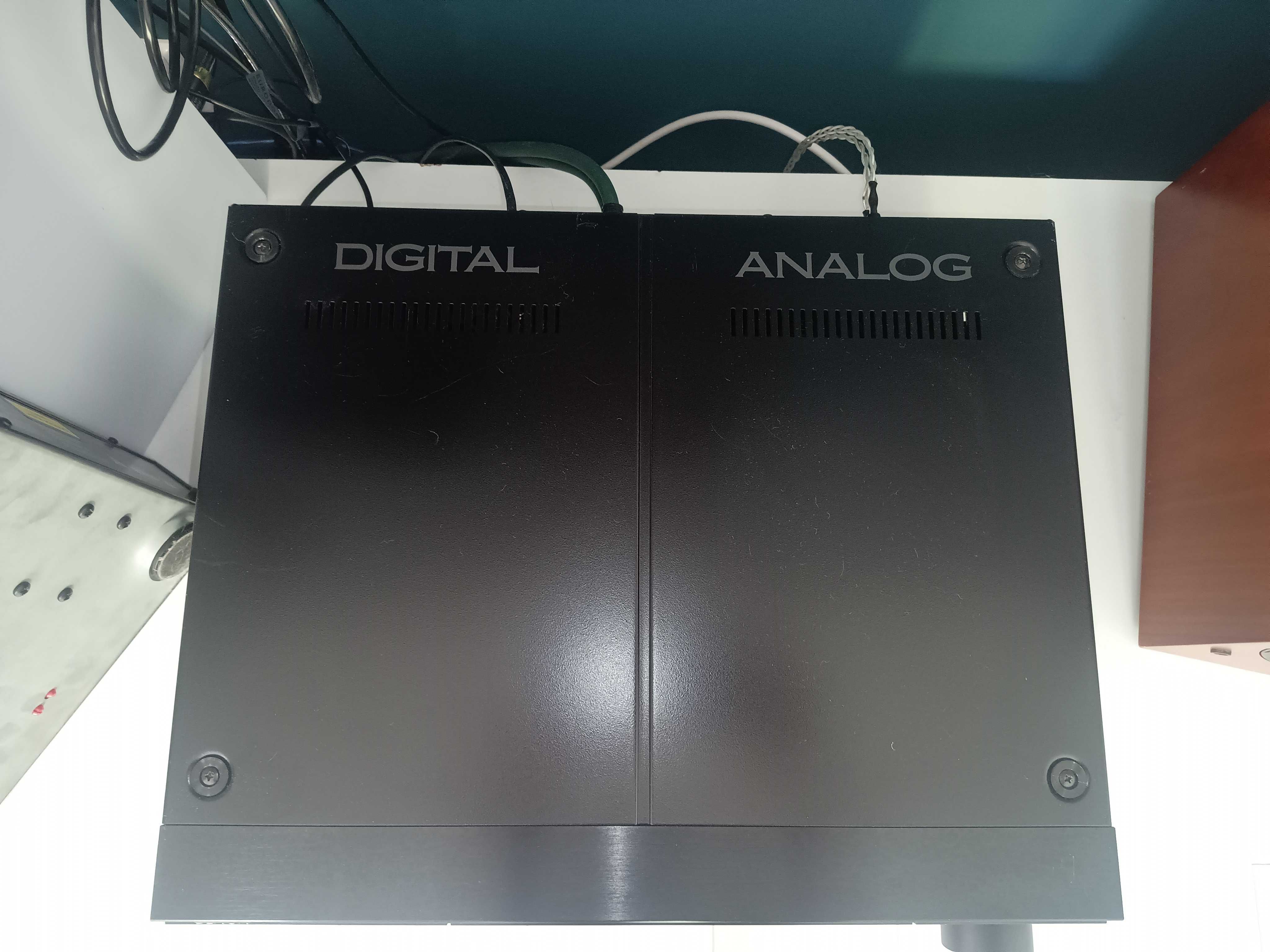 Preamp Denon DAP-2500A