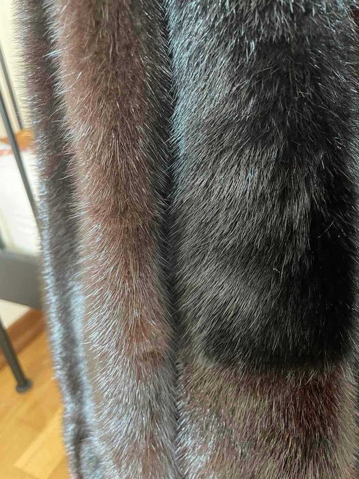 Продається тепла шуба норкова з підпушком, Італія, M-L, коротка