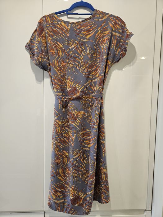 nowa sukienka Greenpoint wiskoza 38 M fioletowa kwiaty kolorowa lato