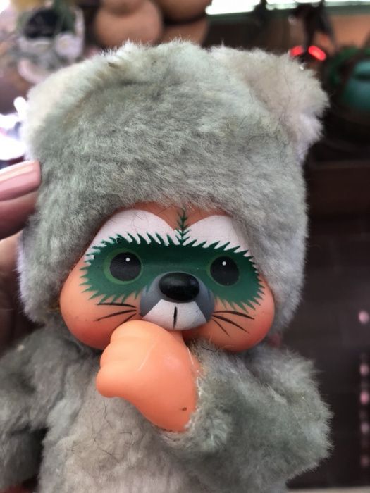 Boneco monchichi anos 80