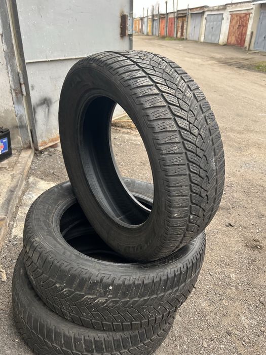 Продам зимову і всесезонну резину
