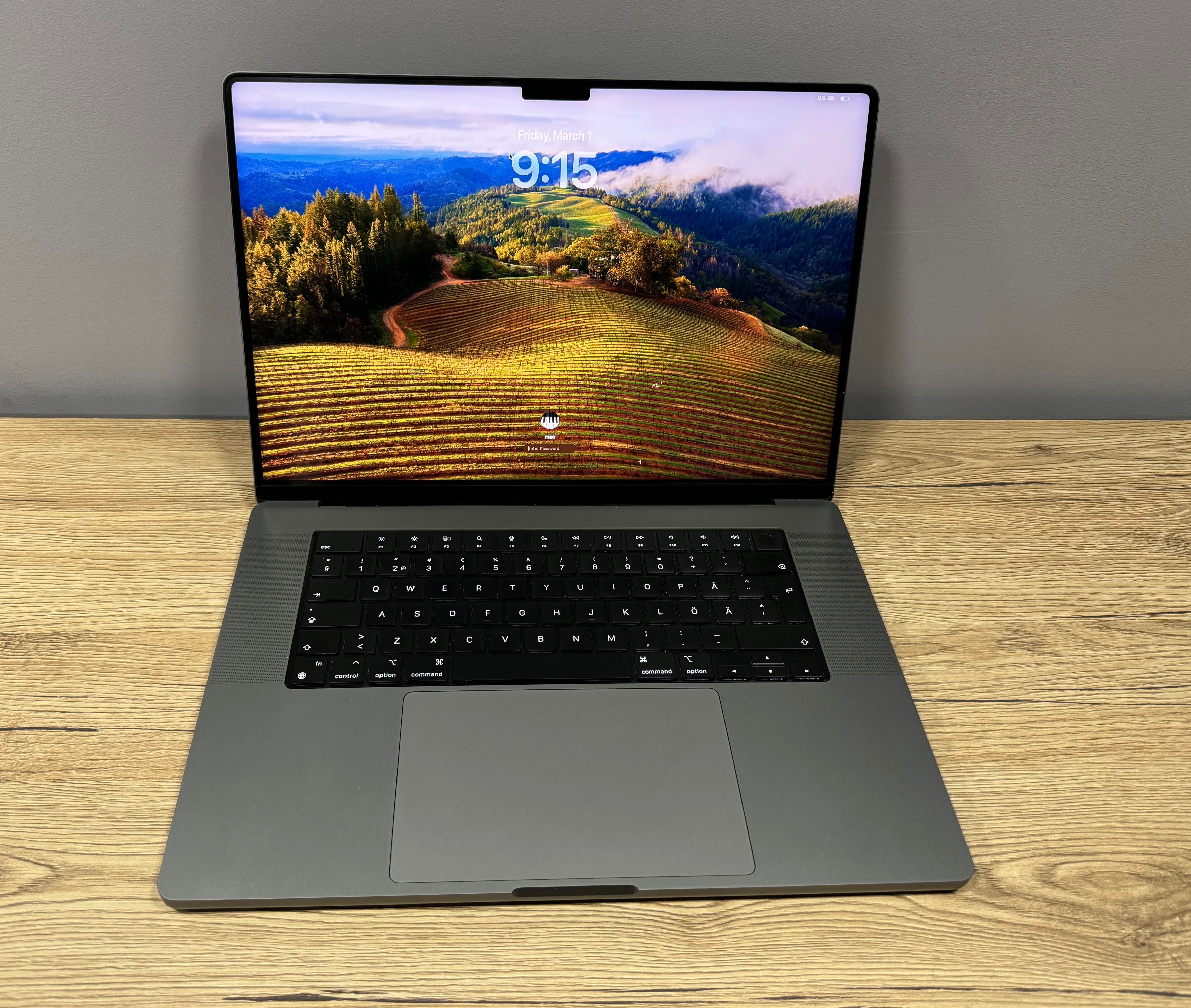 MacBook PRO 16 2021 Space Gray MK183 10 CPU/ 16 GPU/ 16 RAM/ 512 MDM