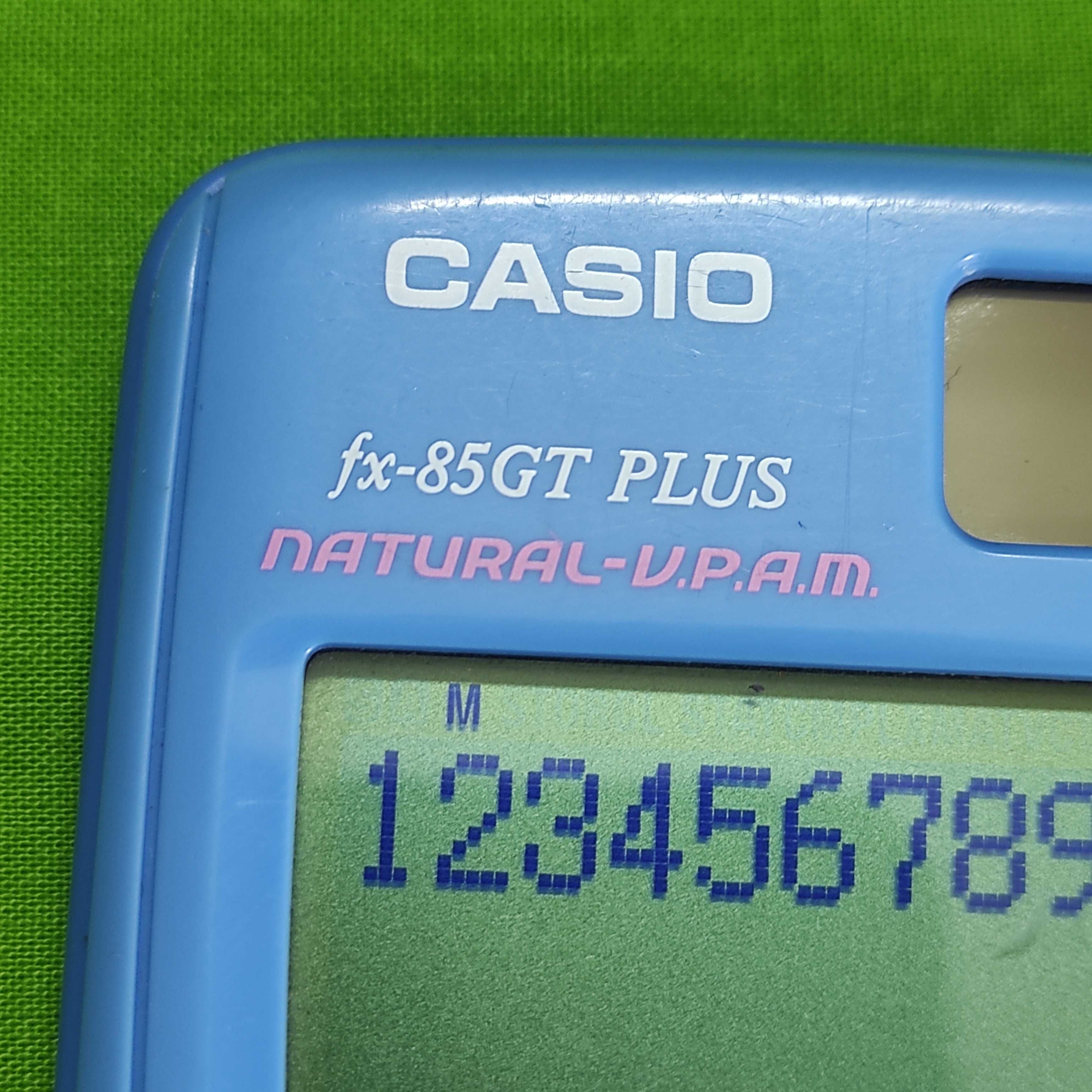 Професиональный инженерный калькулятор - Casio FX-85GT PLUS