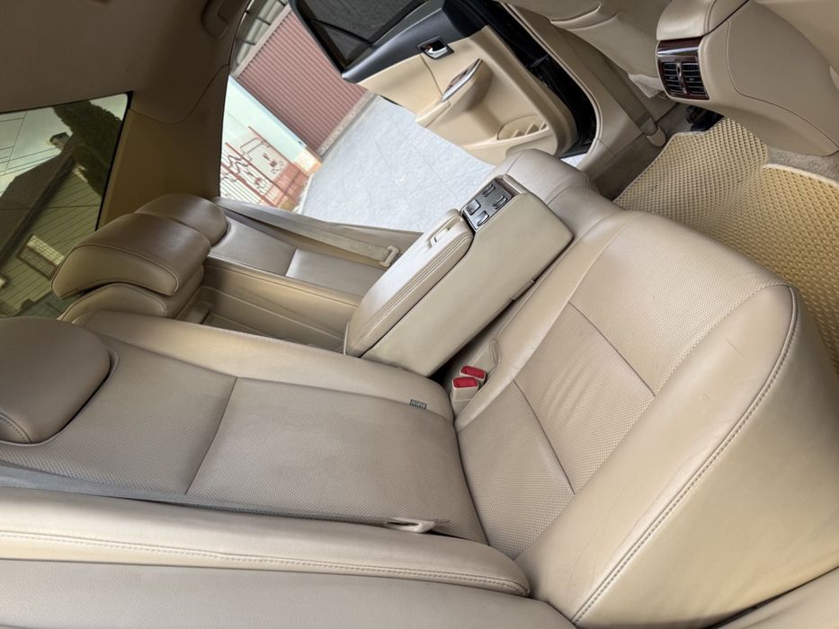Продам Toyota Camry 50 2.5 газ/бенз офіційна на автоматі