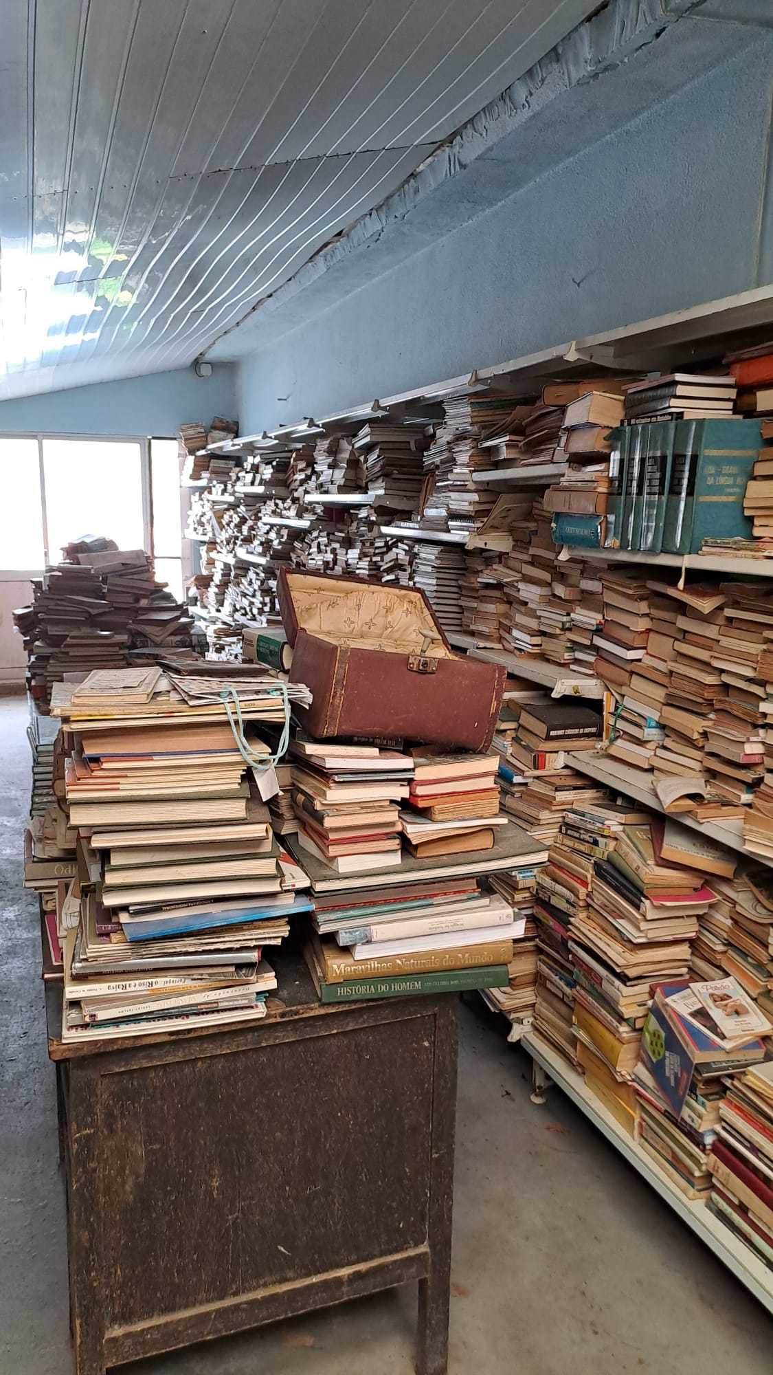 Vendo Livros Usados