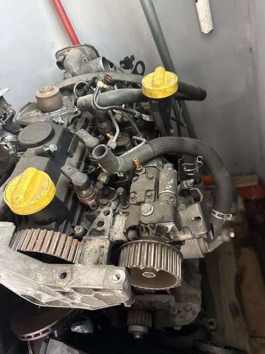 Motores e muito material para venda
