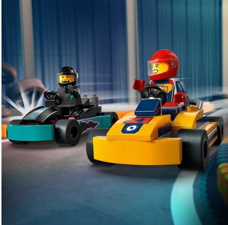LEGO - zestaw auto + gokarty + torba
