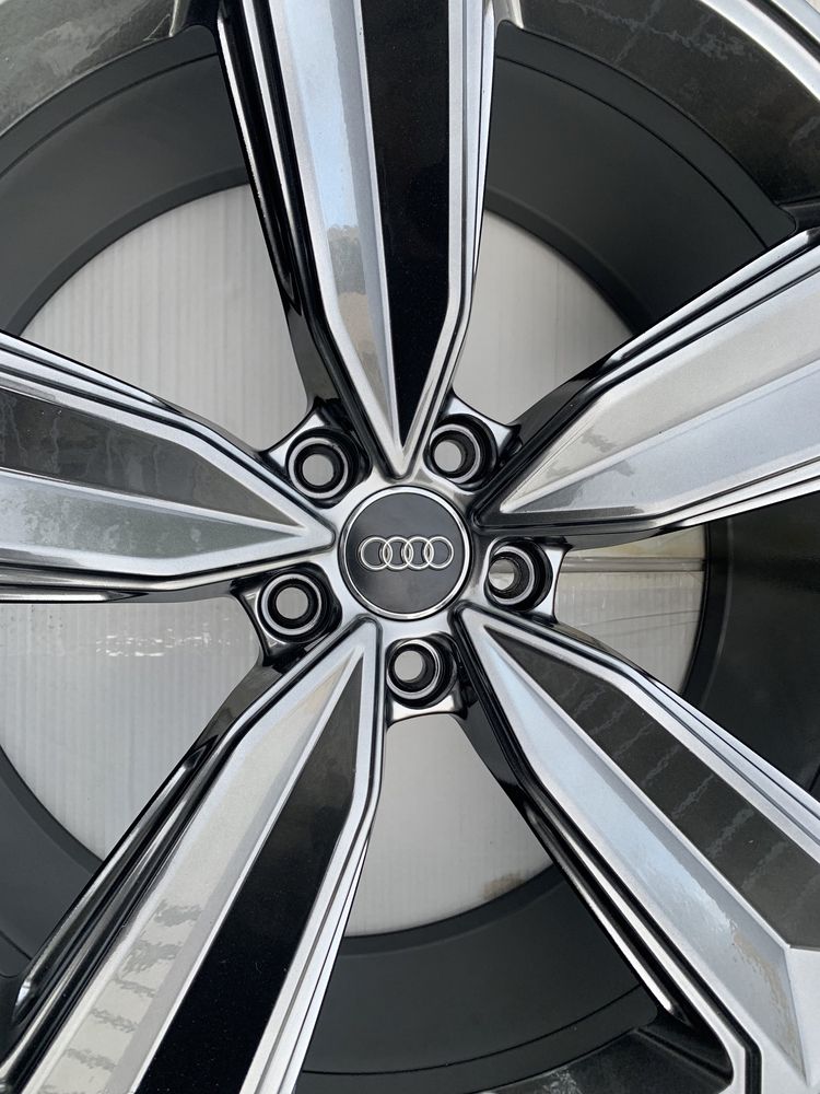 Orginal Felgi Audi RS4 RS5 20 cali