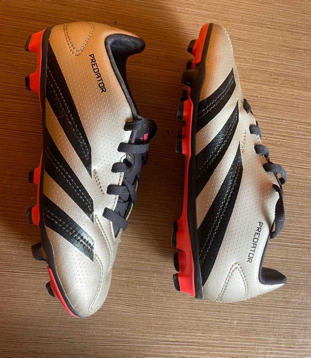 Детские футбольные бутсы Adidas  Predator 33 размер