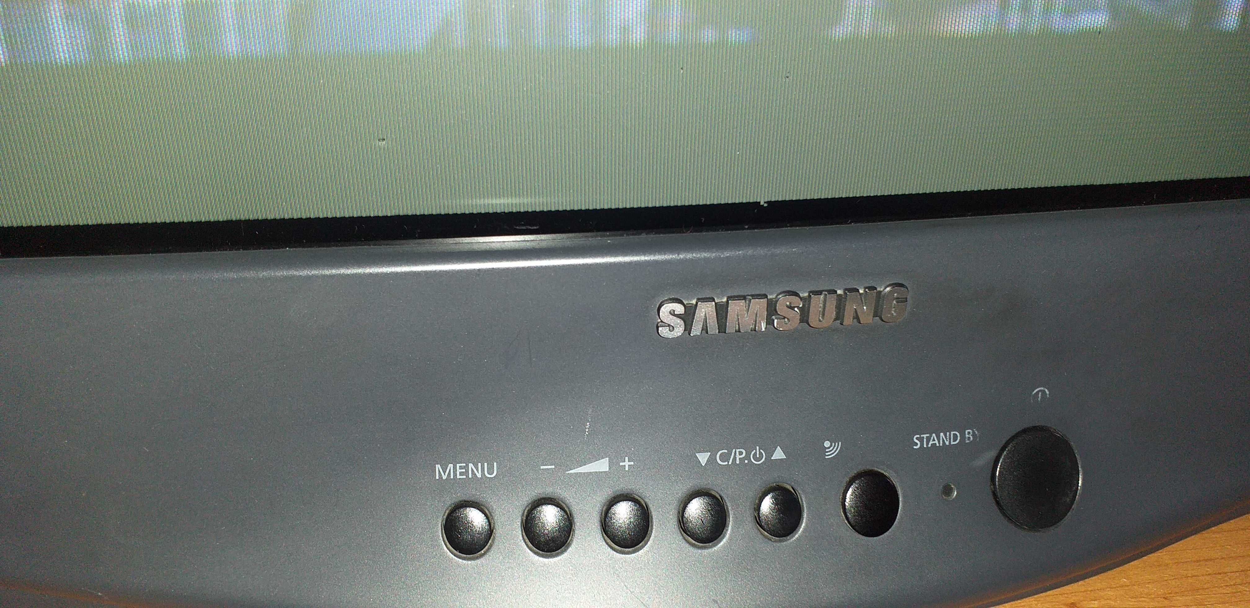 TV   Samsung. Crt