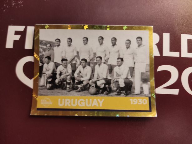 Carta da copa do mundo Uruguay dourada
