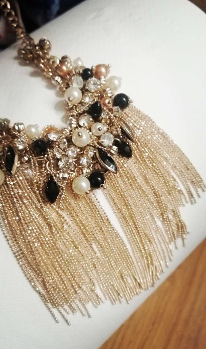 Naszyjnik - bogato zdobiony