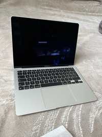 MacBook Air (M1, 2020) 13.3 8/256Gb Silver  New