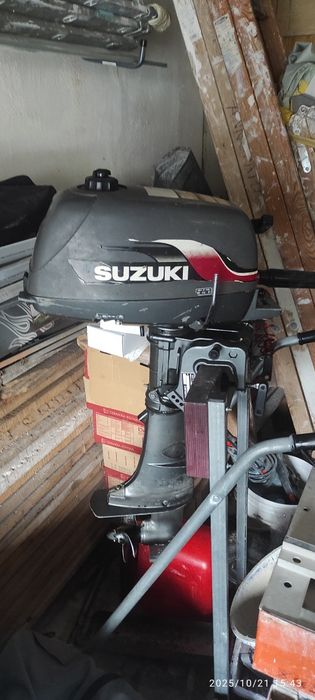 Silnik zaburtowy Suzuki 4 KM