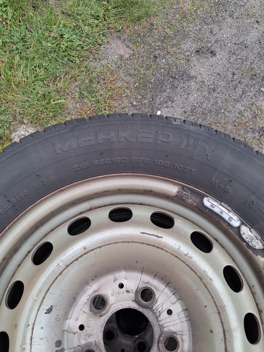 Opony wielosezonowe do busa