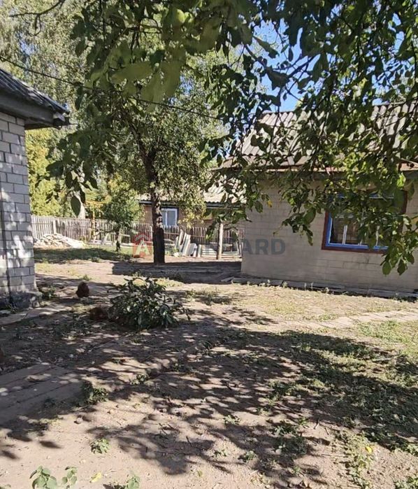 Термвновий продаж будинка с.Худяки