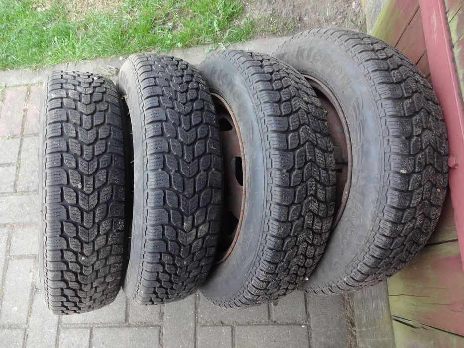 Opony zimowe, koła 155/70 R13