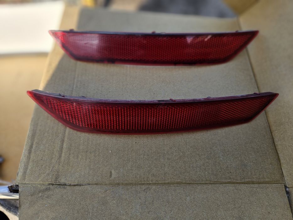 Ford Mondeo mk4 kombi odblask zderzaka