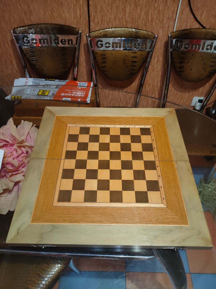 Три в одном большой набор Нарды, шашки, шахматы. Доска 54х54 см.