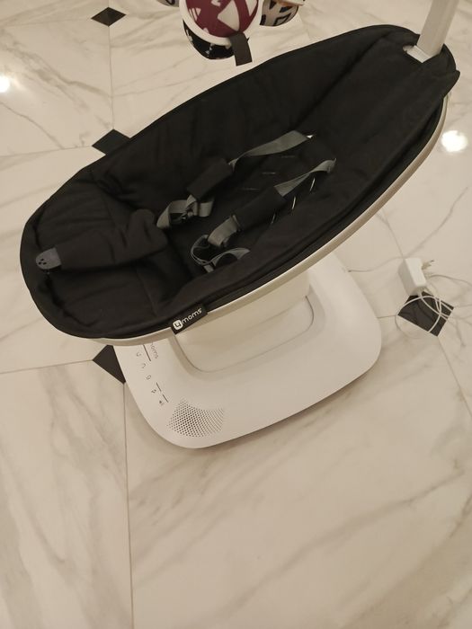 Продам 4moms mamaroo 5.0