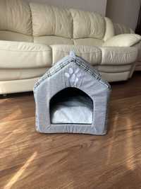 Лежанка будинок для собаки або кота