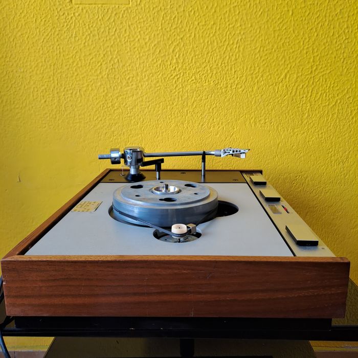 Thorens TD-125 gira-discos