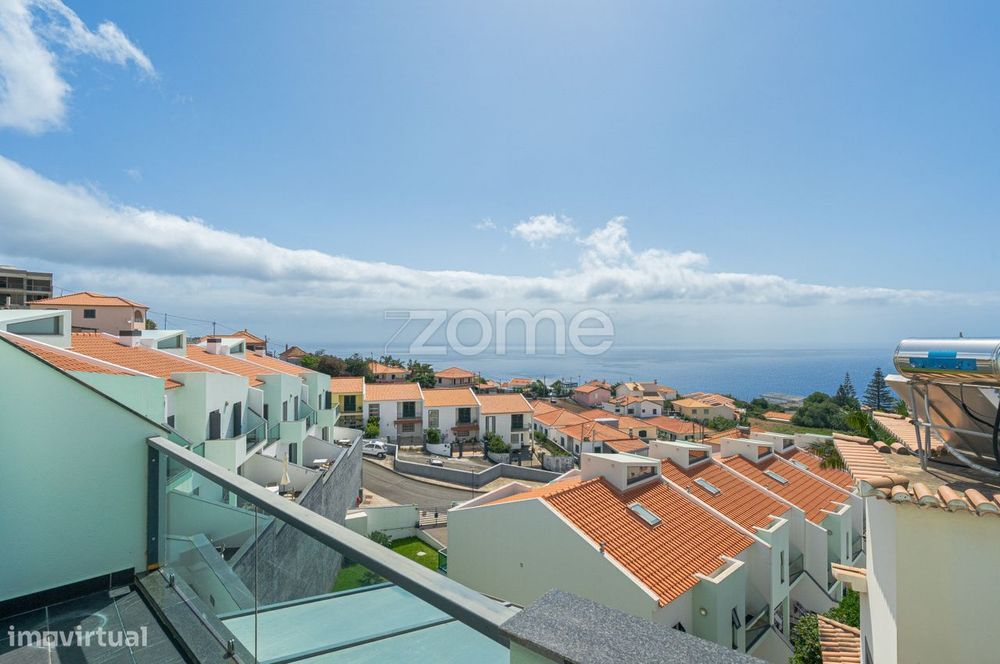 Moradia Banda T4, Caniço – Assomada - Santa Cruz, Madeira