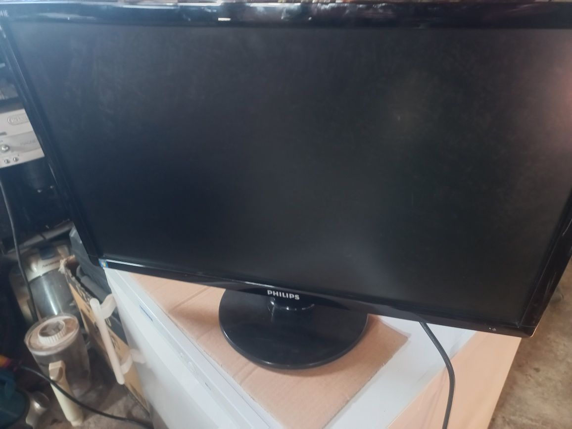 Продам монітор philips 24
