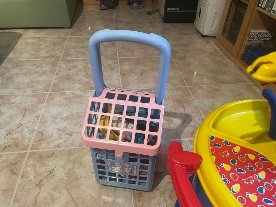 Brinquedos vários preços