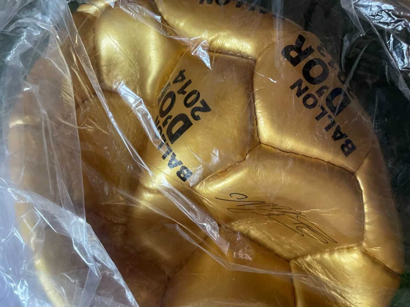 Bola Autografada / Assinada  por Cristiano Ronaldo CR7