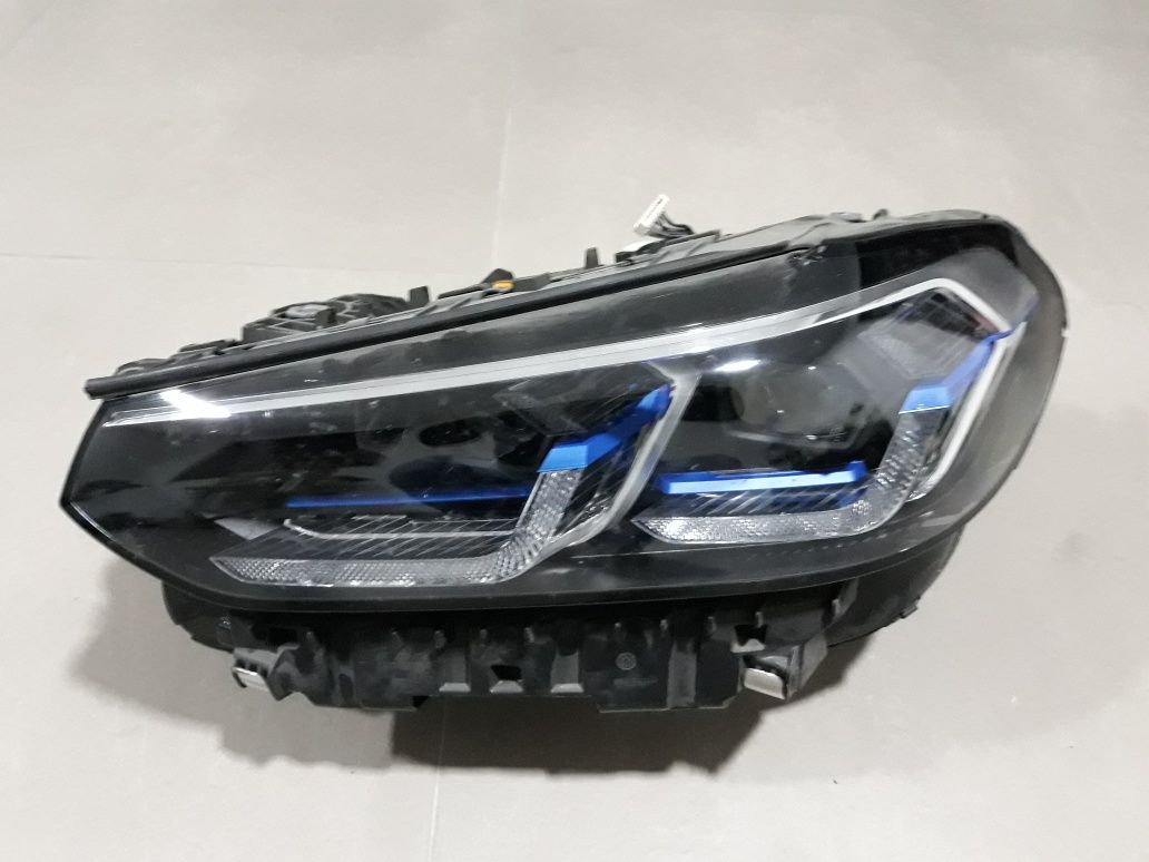 Farol Laser BMW X4  X3 G01 LCI 2022