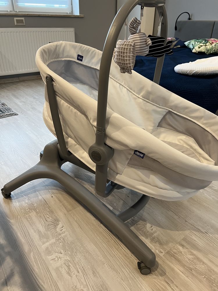 Łóżeczko na kółkach Chicco Baby Hug 4w1