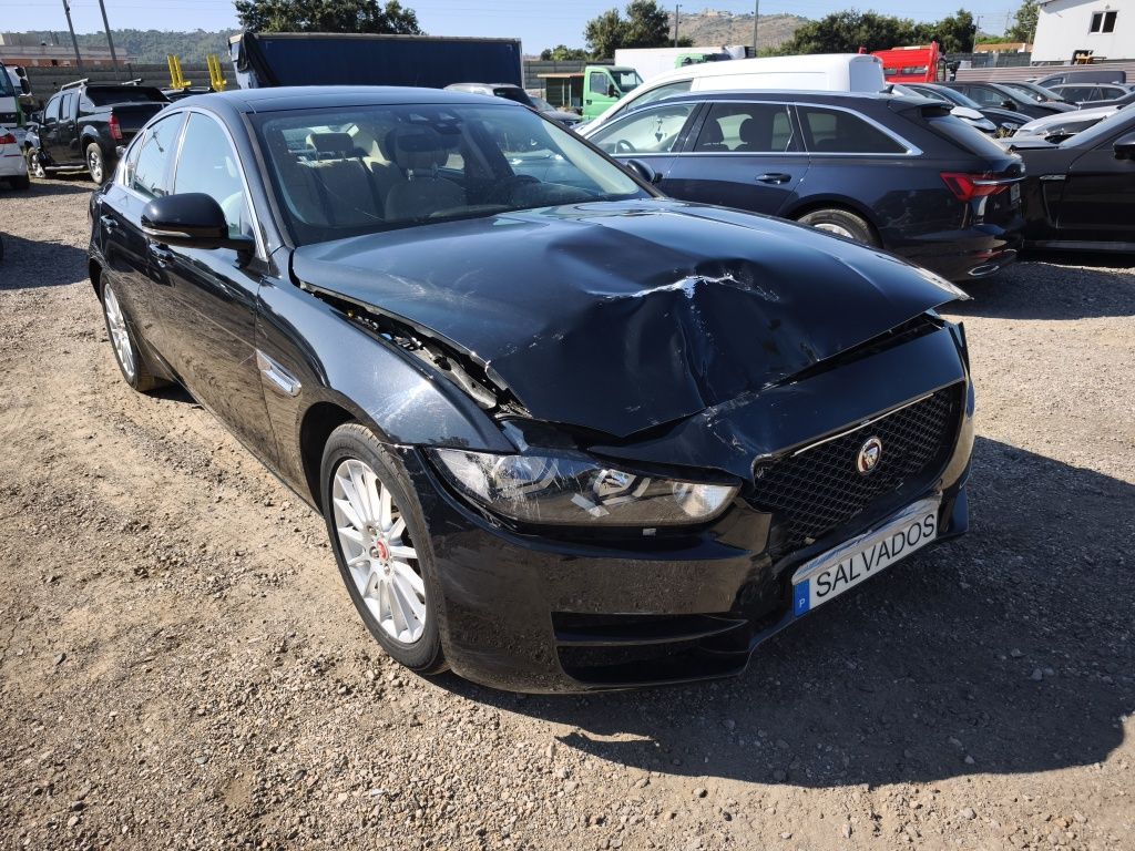 Jaguar XE 2.0 163cv