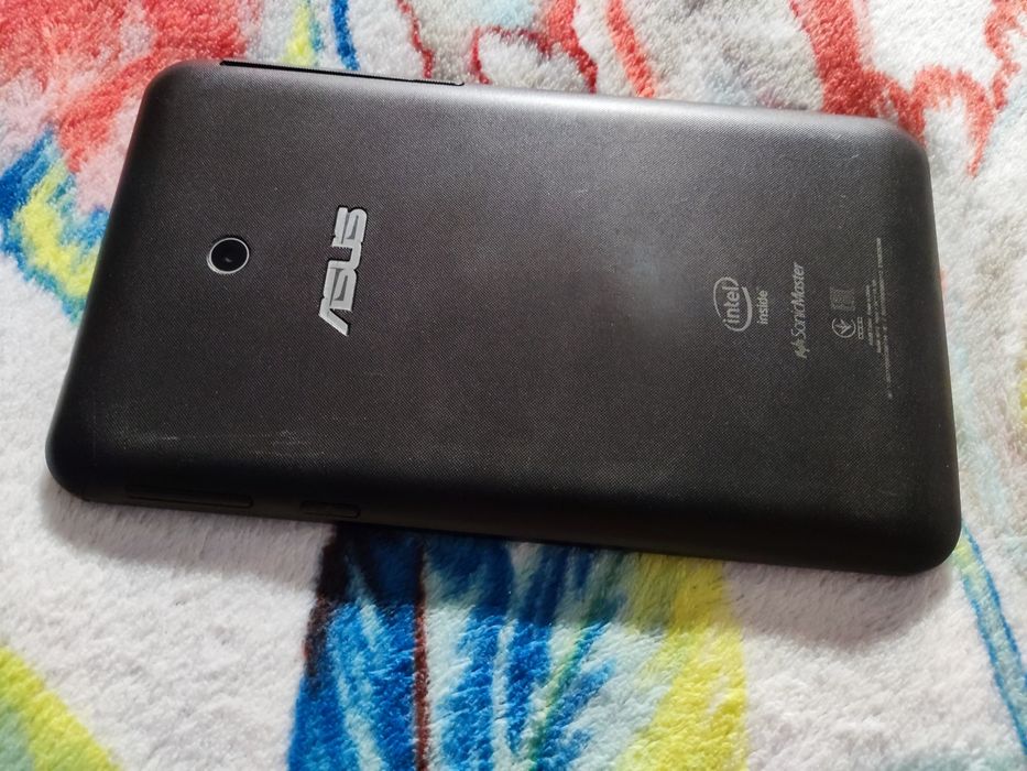 Планшет Asus не працюючий