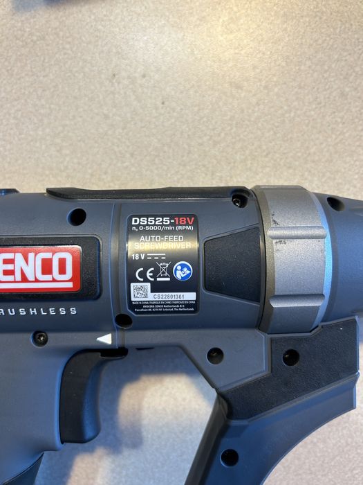 Akumulatorowa wkrętarka taśmowa Twister Senco DS525-18V