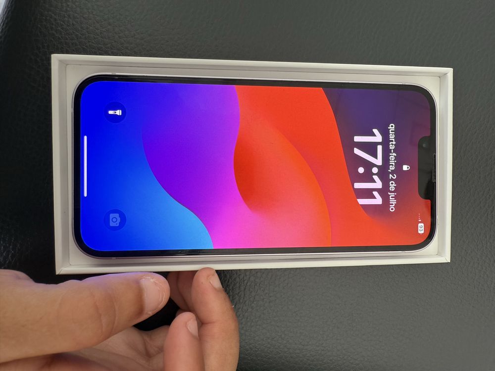 iPhone 14 com caixa
