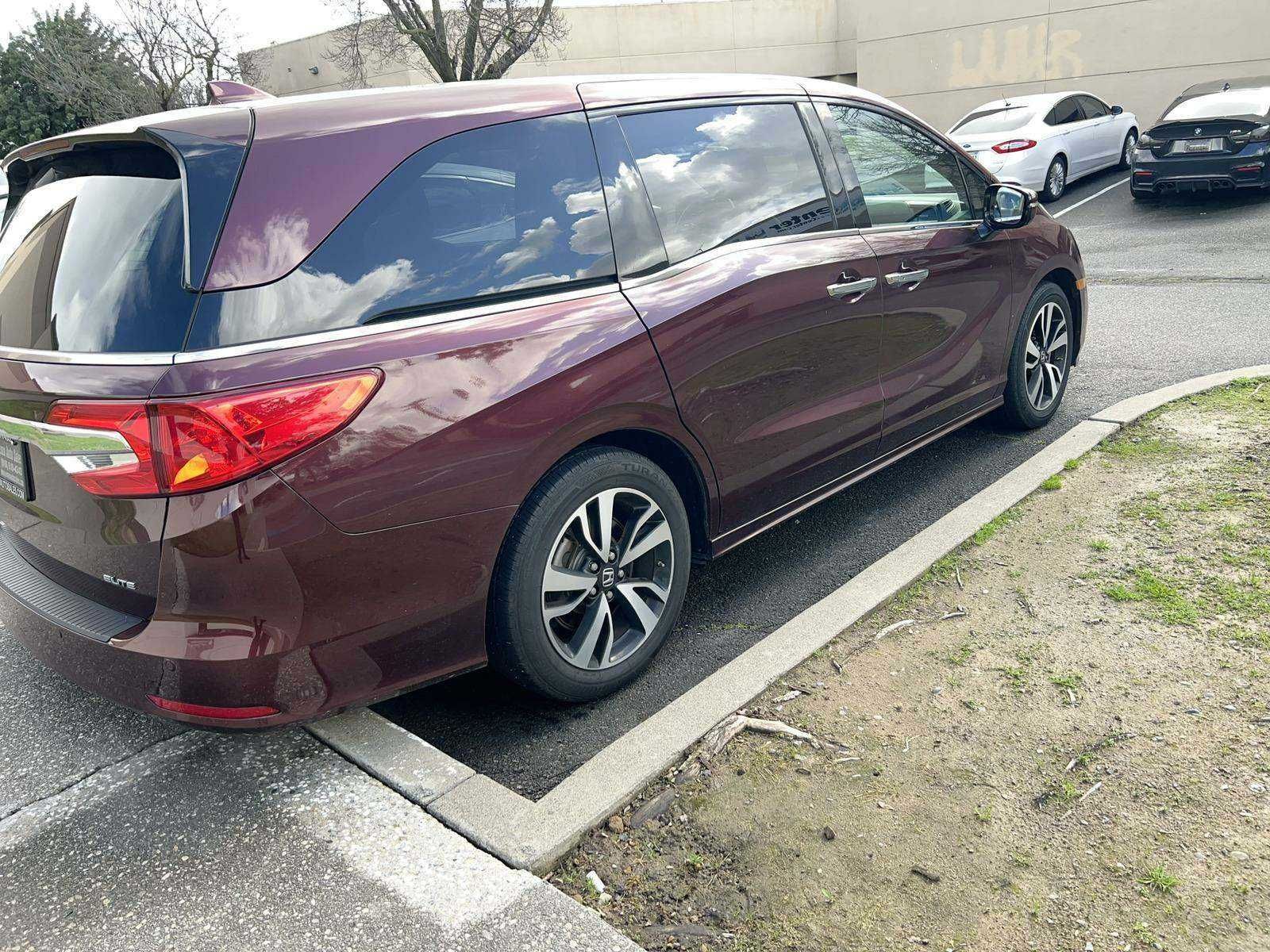 2018 Honda Odyssey Elite