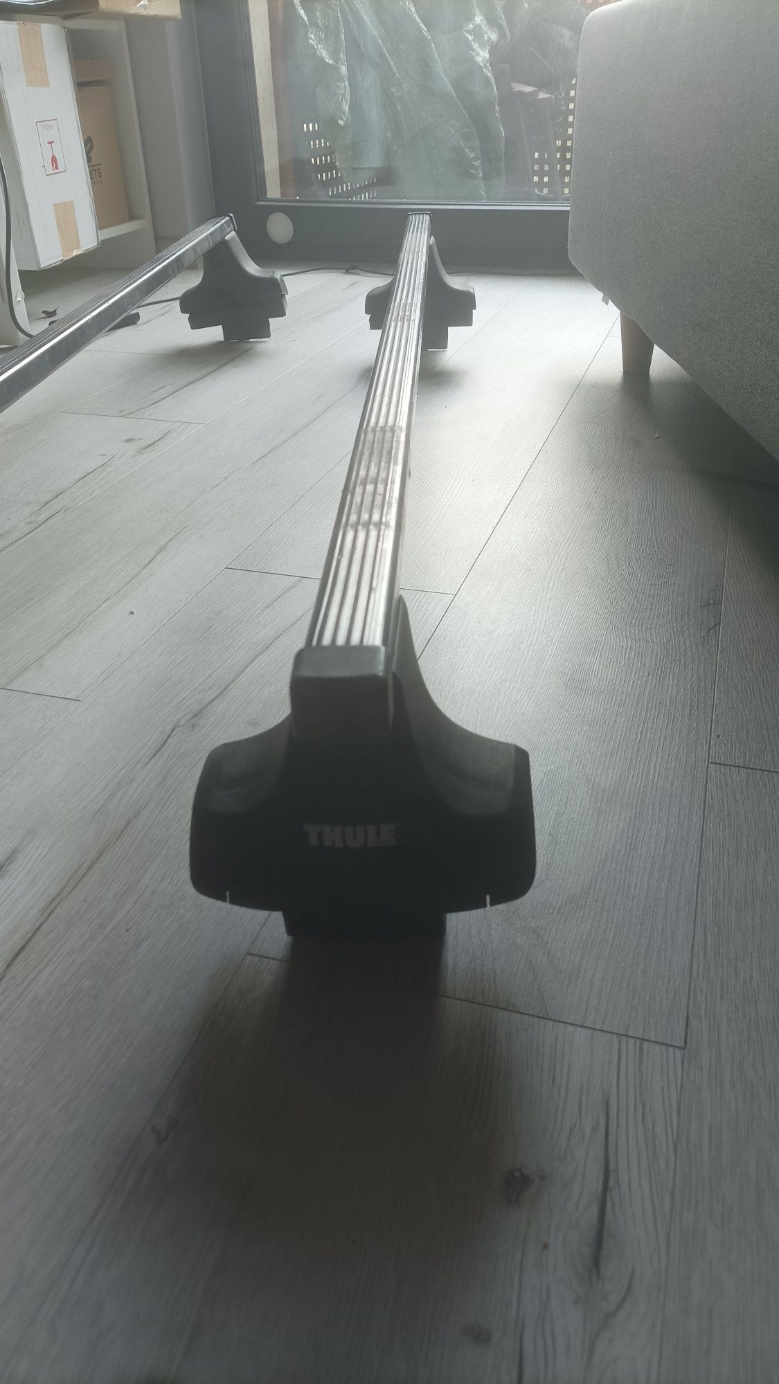 Uchwyty bagażnik Thule  baza ford mondeo MK4 bez relingów