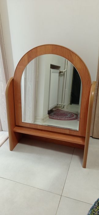 Lustra do powieszenia w drewnianej ramie