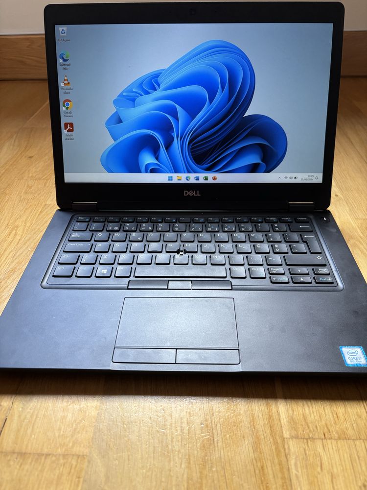 Portátil Dell Latitude 5490 i7