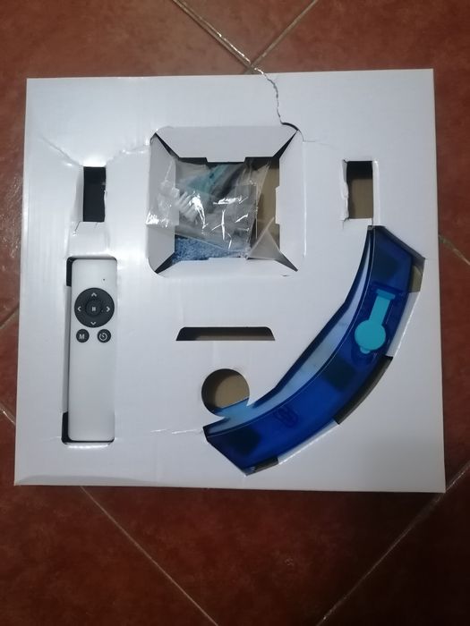 Aspirador robot novo