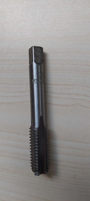 Метчик    плашка